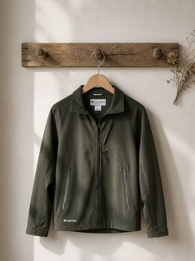 Columbia Dark Olive Green Zip-Front Softshell Jacket